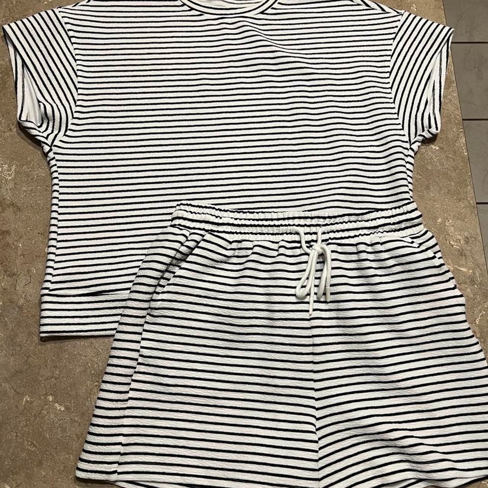 Striped Two Piece Lounge Set Black White Textured Shorts Top NX2479 L